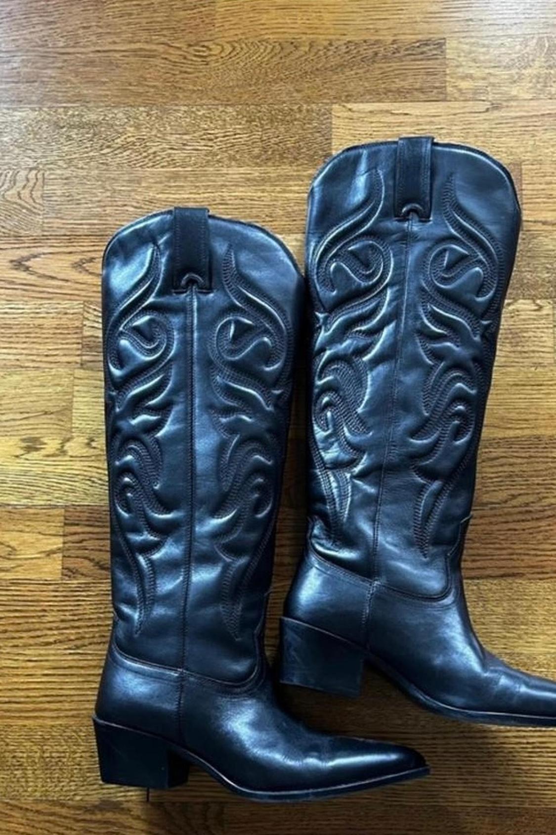 EMBROIDERED LEATHER COWBOY BOOTS