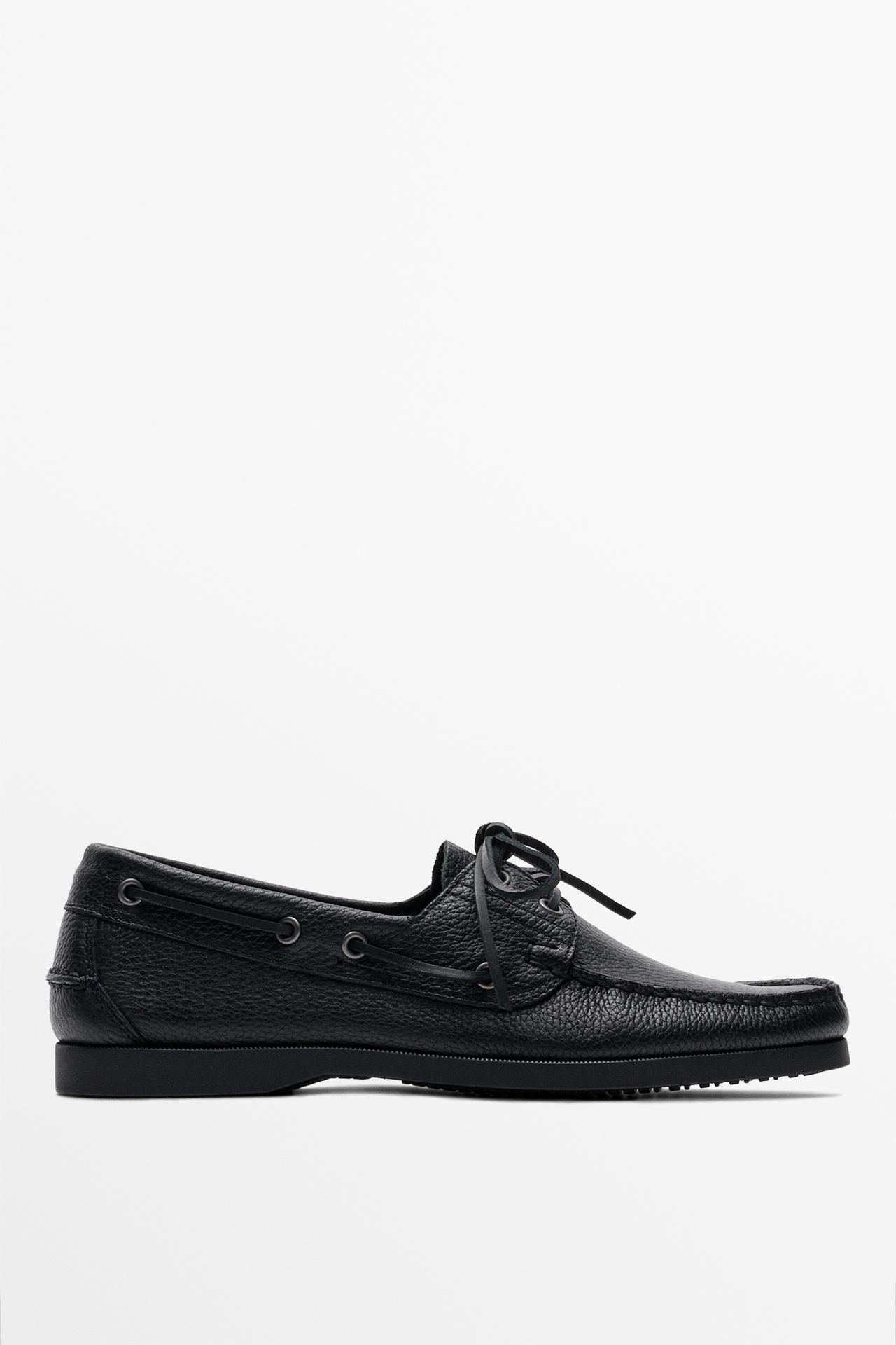 Leather boat shoe — Black