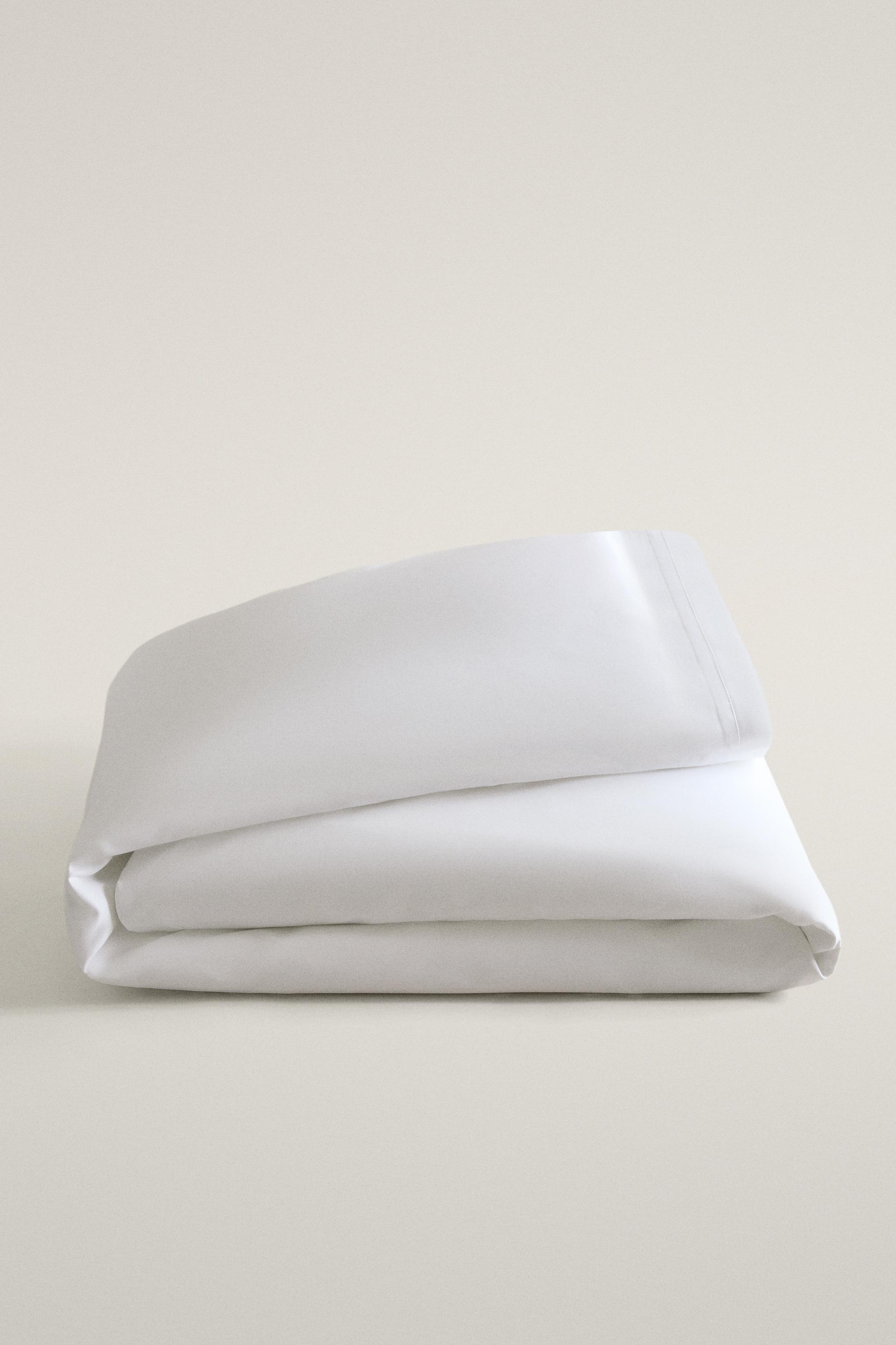 SATEEN COTTON DUVET COVER WITH PLEATED EDGE (1000 THREAD COUNT)