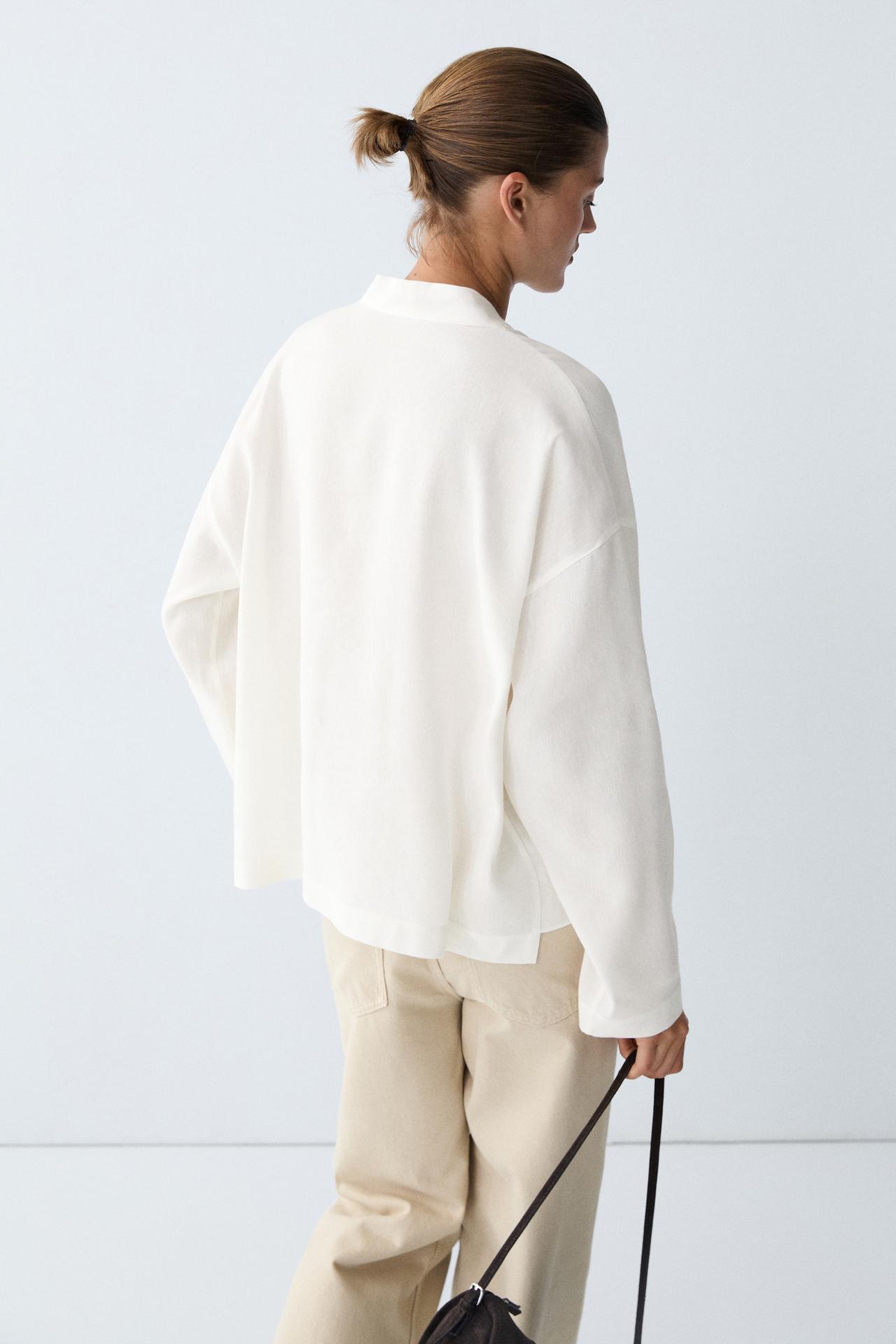 Flowing linen-blend V-neck shirt — White