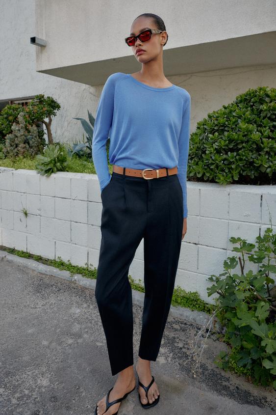 PANTALÓN CON LINO PINZAS CINTURÓN - Marino de Zara - Imagen 0