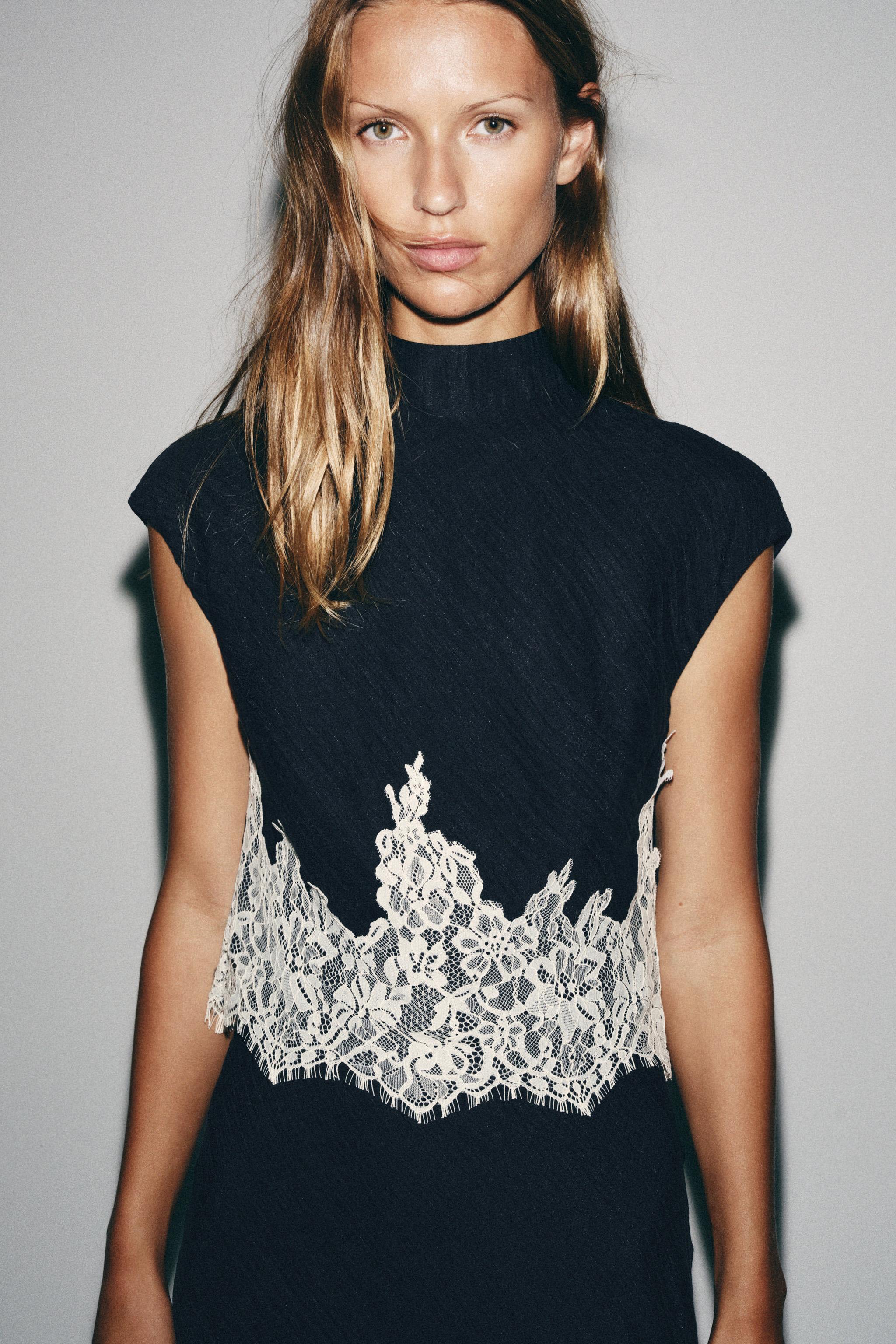 COMBINED LACE CROPPED TOP — Navy / White