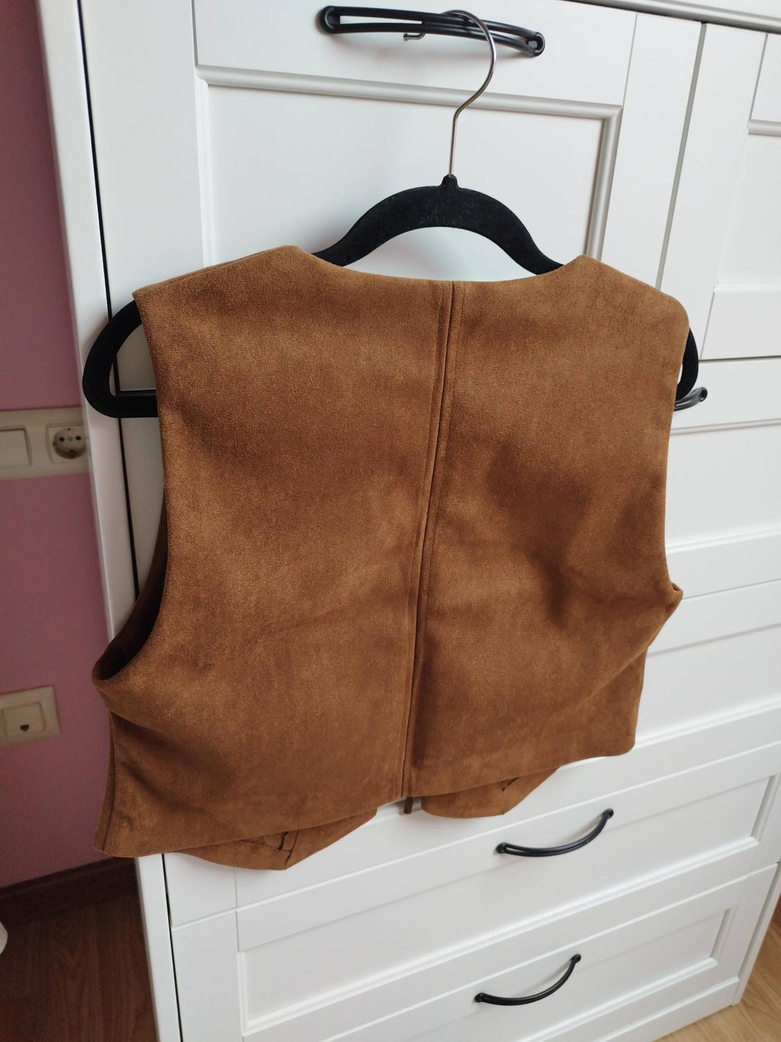 FAUX SUEDE WAISTCOAT WITH BEADED EMBROIDERY - Image 4