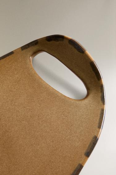 EARTHENWARE CUTTING BOARD WITH HANDLE - Beige by Zara - Image 2