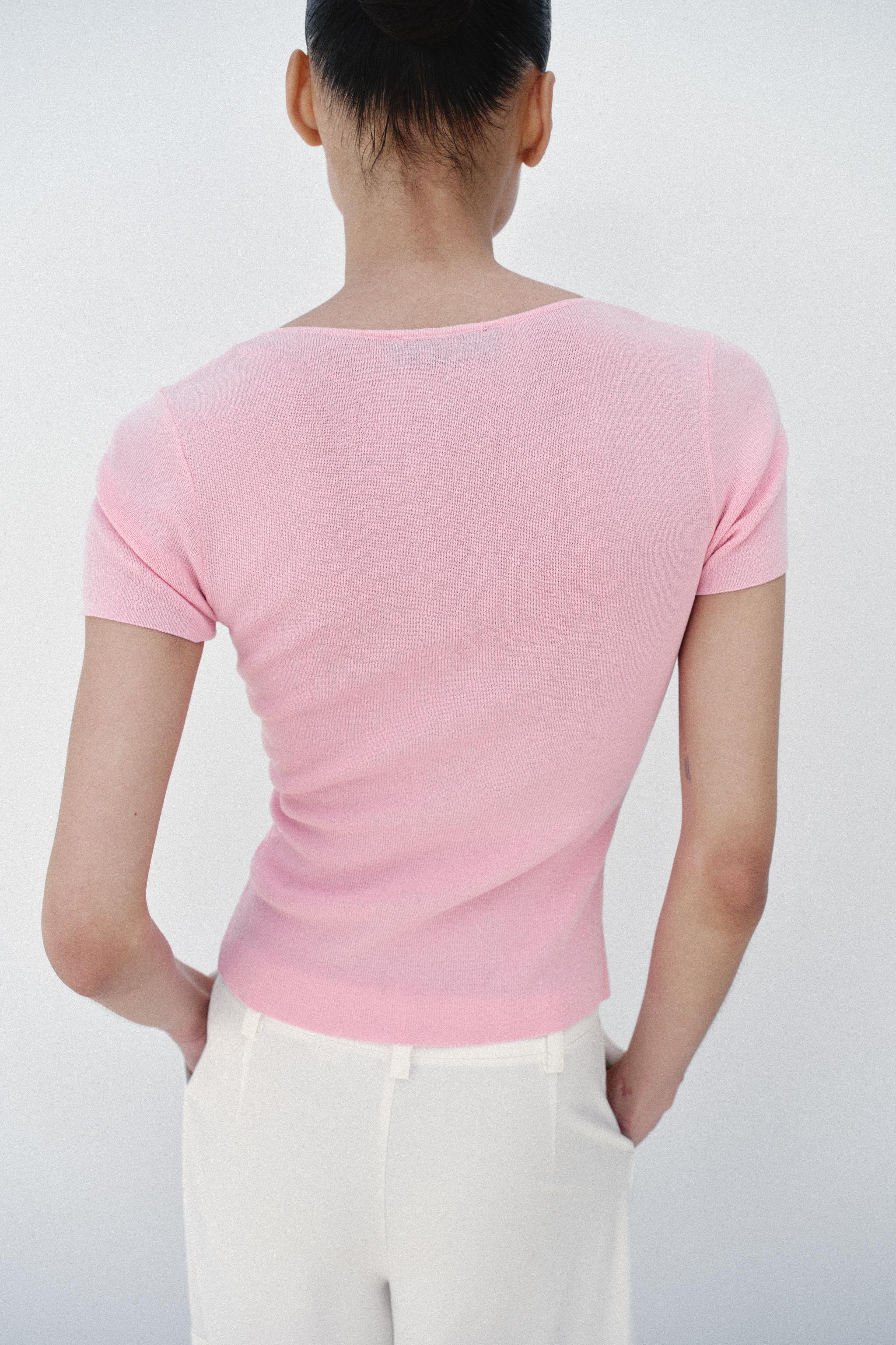 RUCHED KNIT TOP