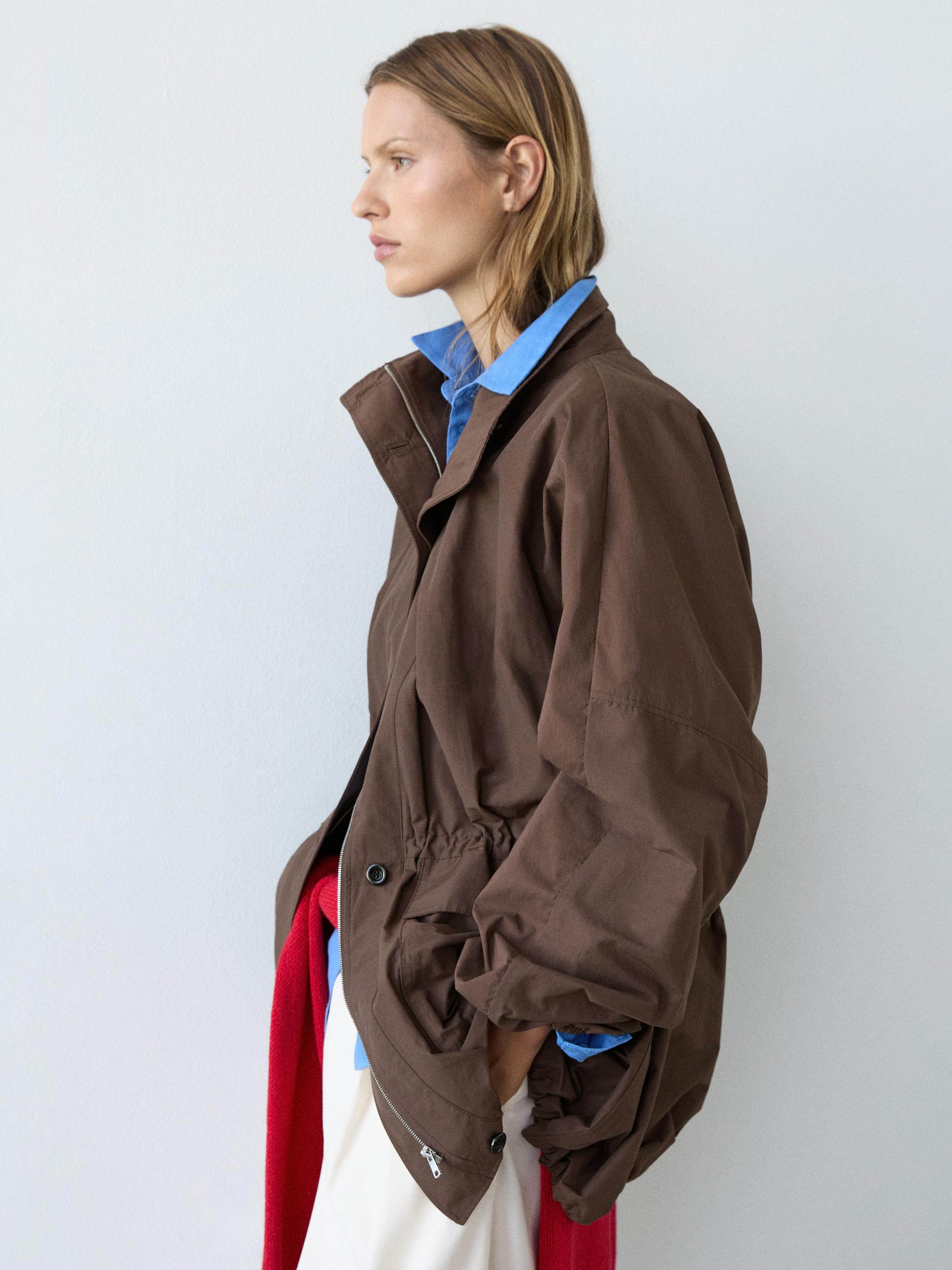 Puff parka with collar detail