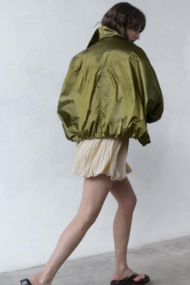 VESTE OVERSIZE EN NYLON - Vert soutenu de Zara - Image 3