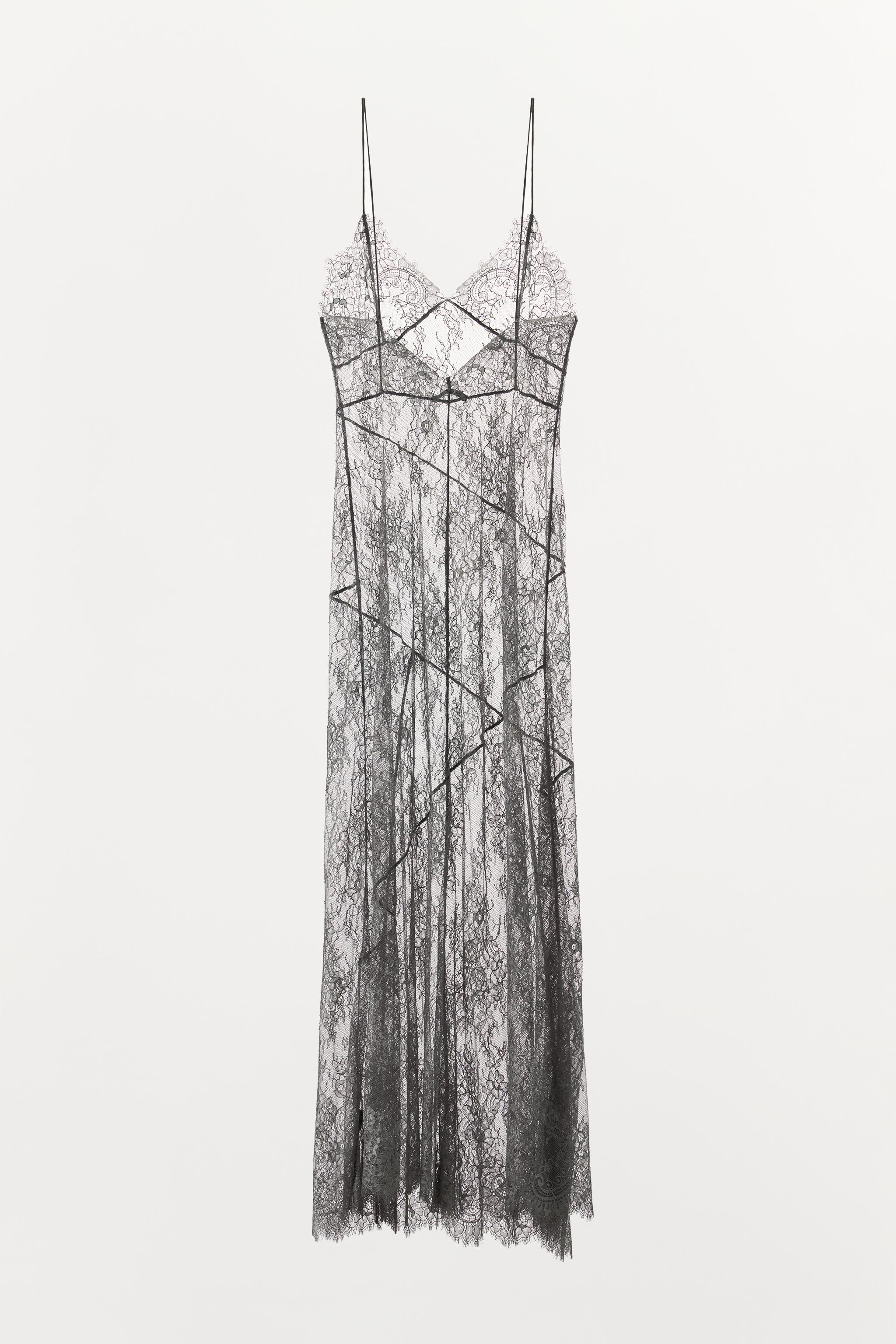 ROBE BRETELLES DENTELLE