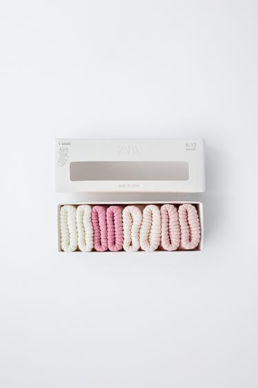 حزمة من أربعة جوارب ملونة في علبة - وردي by Zara - Image 0