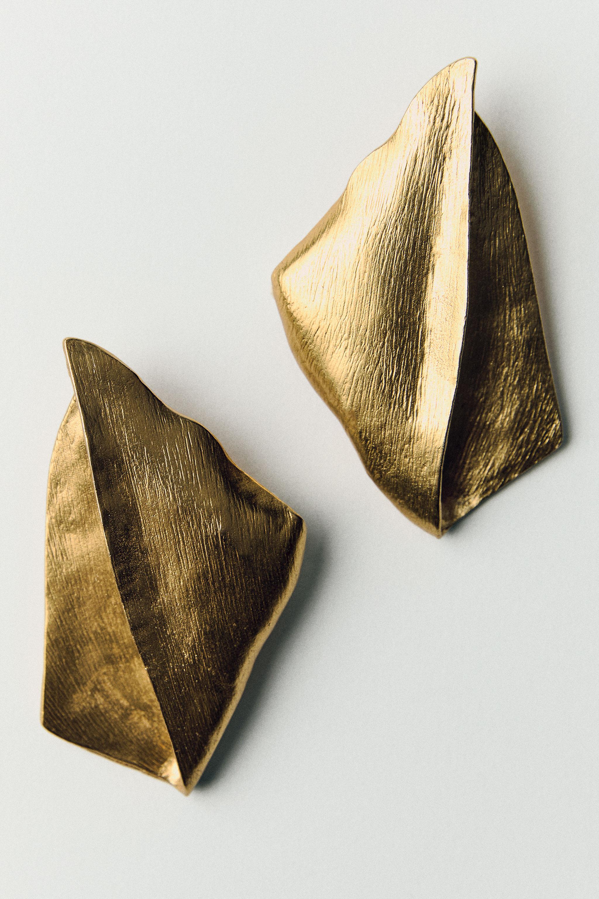 Zara gold raised on sale earrings