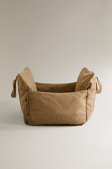 سرير سيارة للحيوانات الأليفة - رمل الخاص بـ Zara