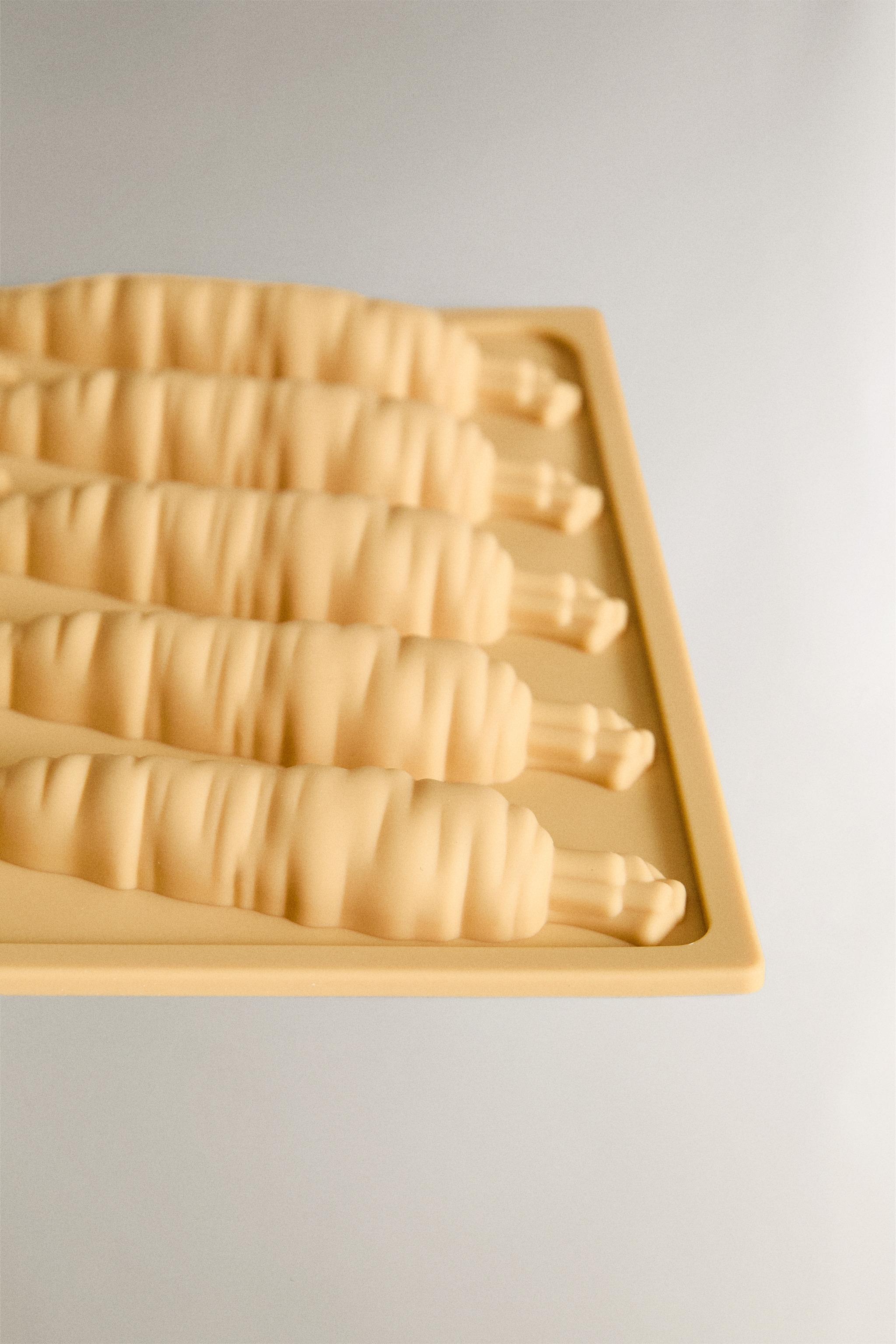 MOULE PÂTISSERIE CAROTTE