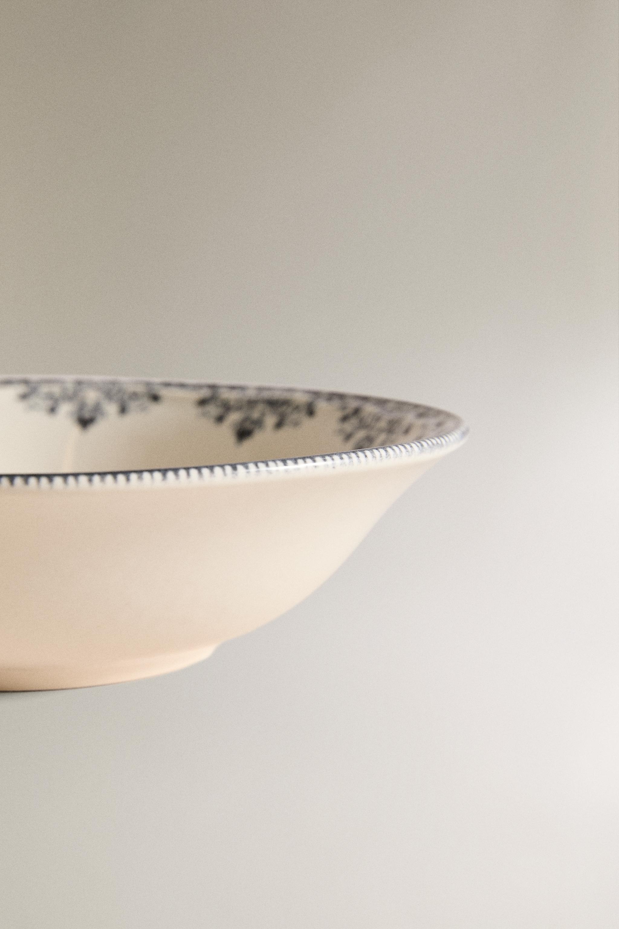 POSITIONED DRAWING DESSERT BOWL