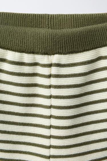 SHORT EN TRICOT À RAYURES - Écru / Vert de Zara - Image 2