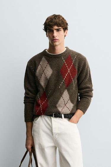 DIAMOND JACQUARD JUMPER - Brown by Zara