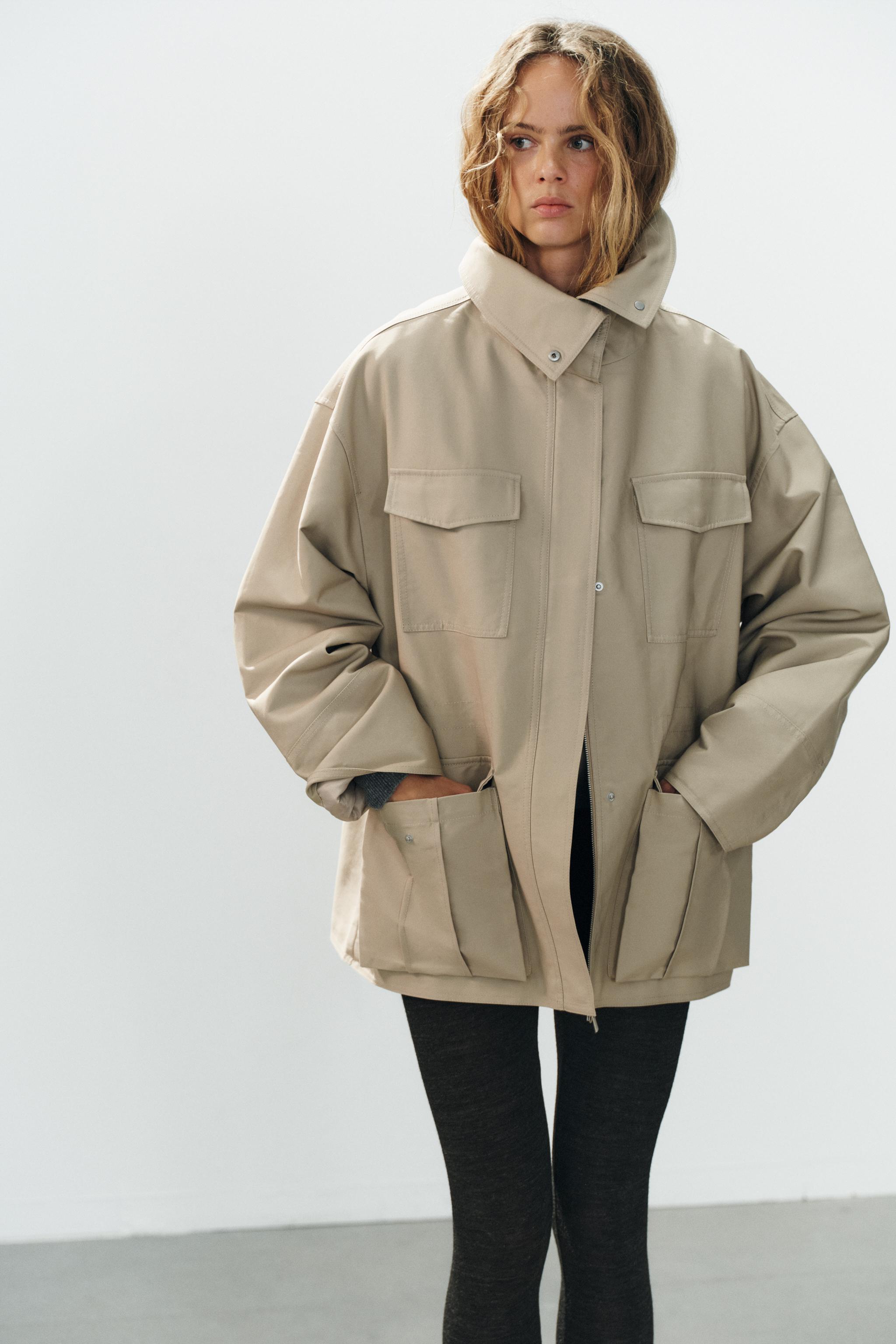 HIGH-NECK POCKET JACKET