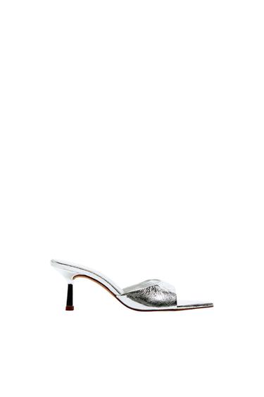 HEELED METALLIC LEATHER SLIDES