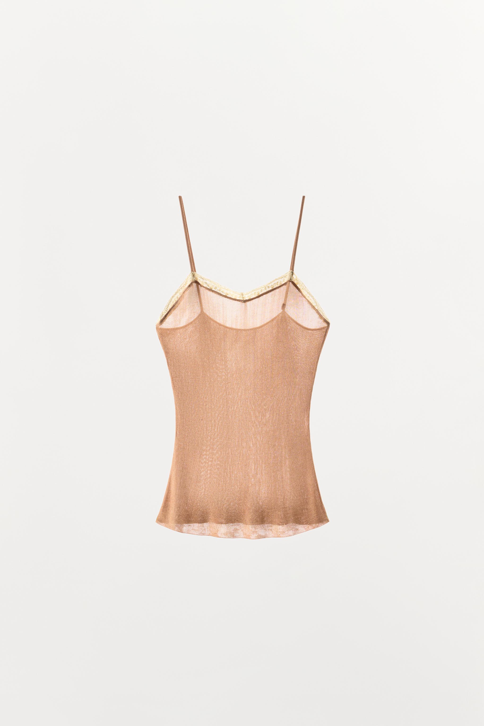 FINE KNIT LACE TOP