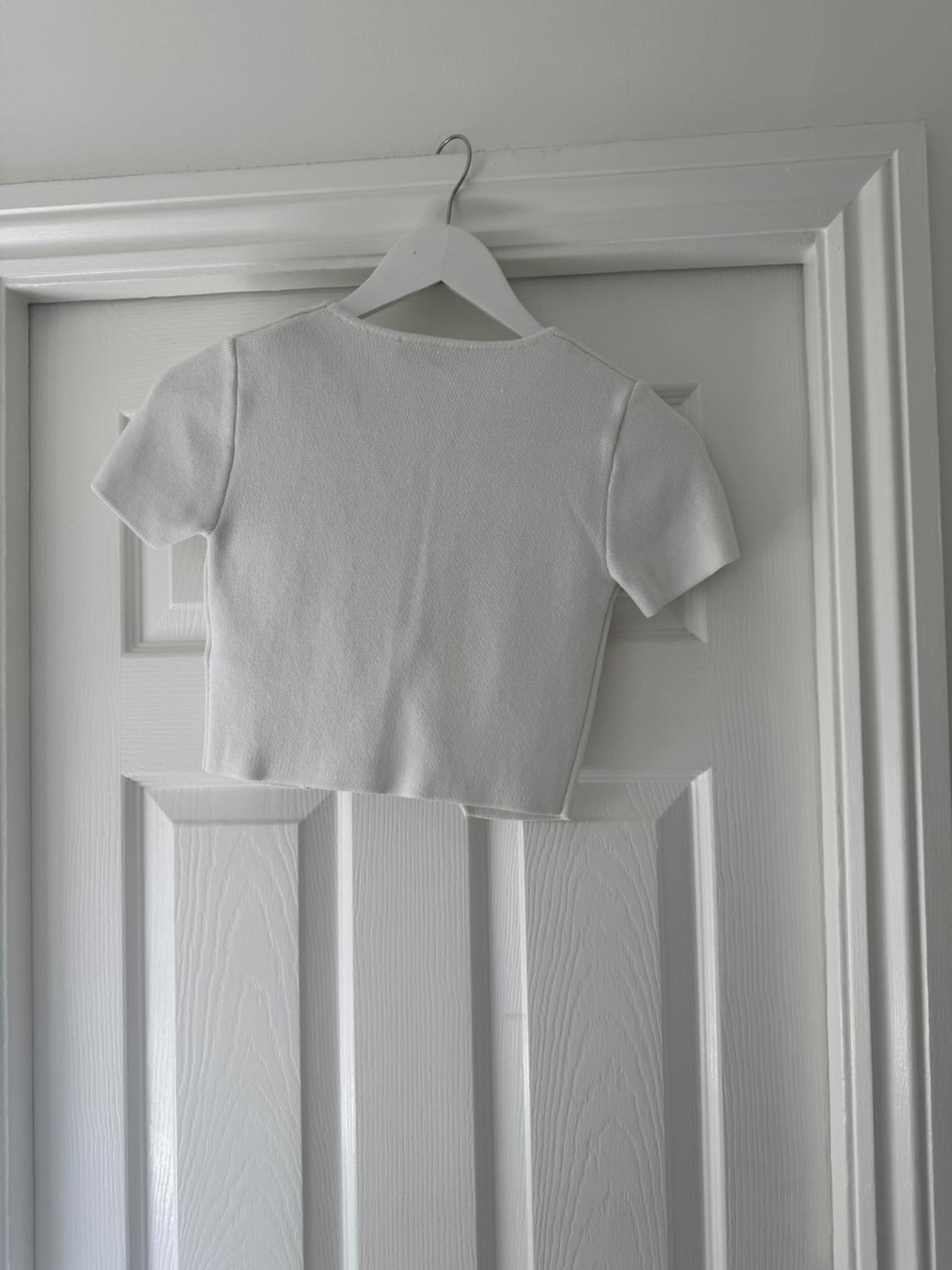 PLAIN KNIT CROP TOP - Image 2