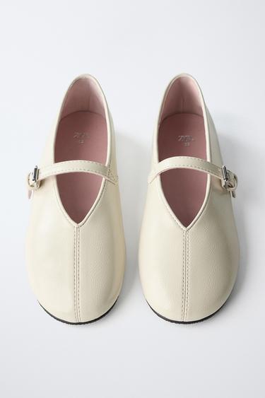 BALLERINES VERNIES - Blanc écru de Zara - Image 3
