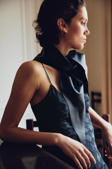 باندانا جلد سادة 100% - بحري الخاص بـ Zara