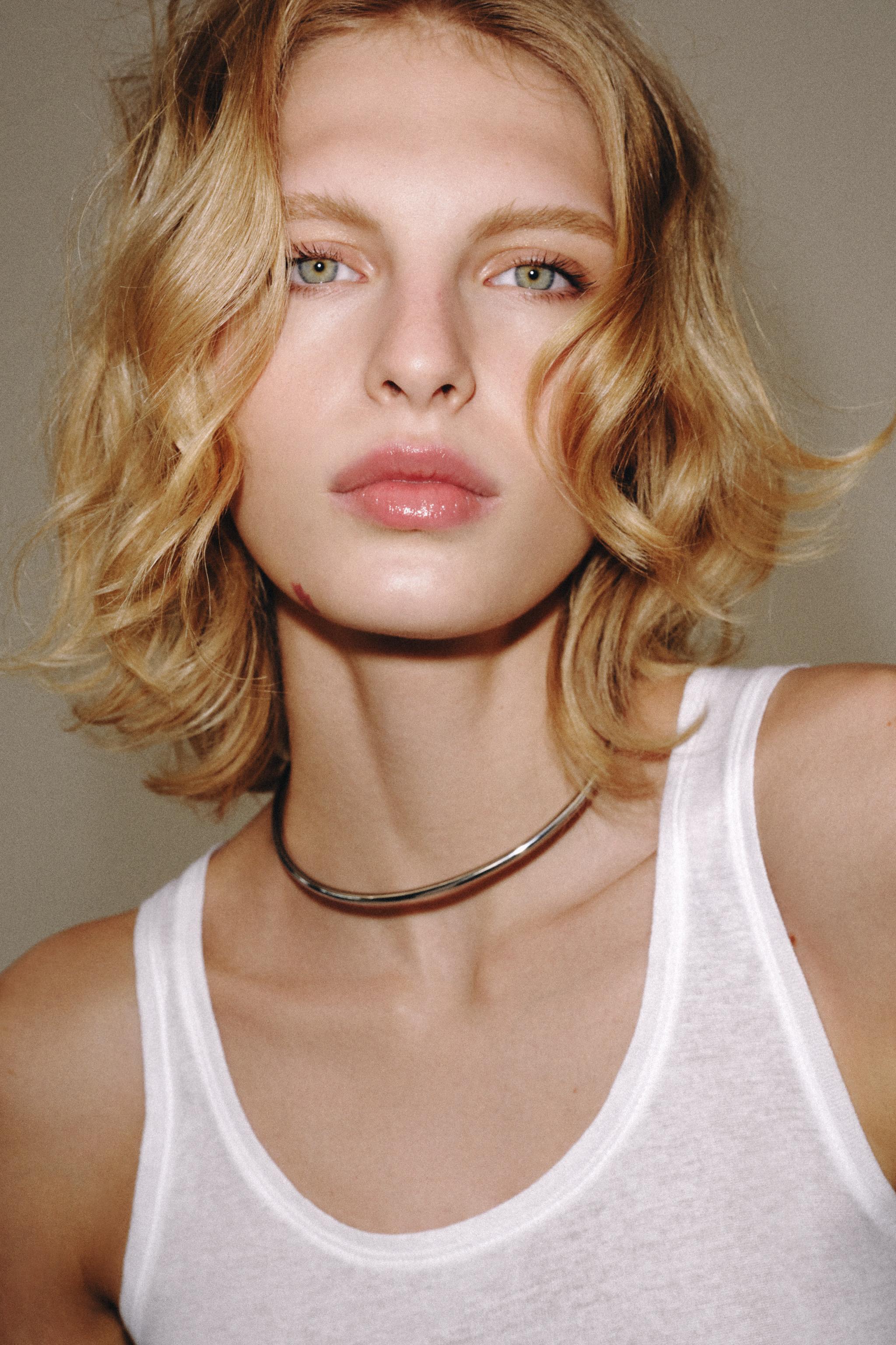 METAL CHOKER NECKLACE — Silver