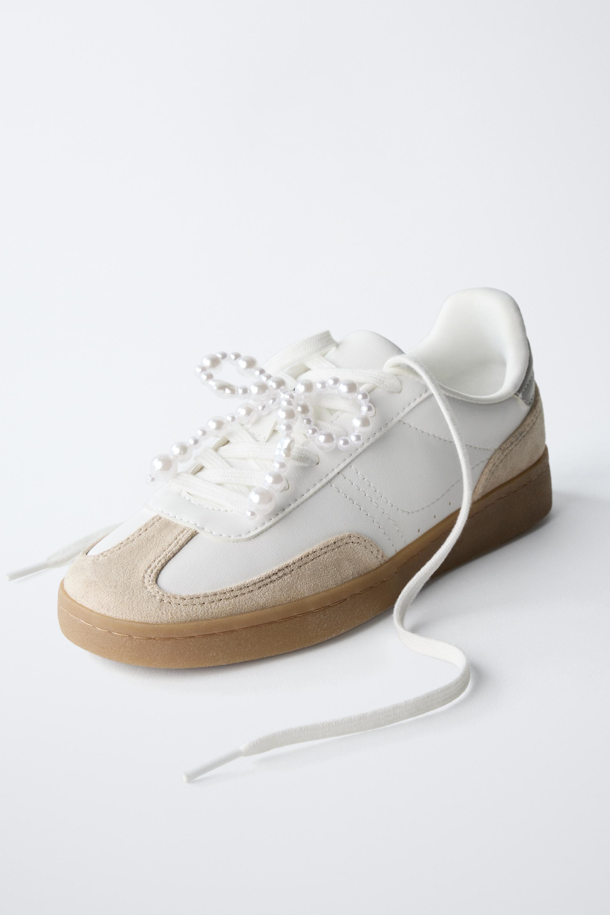 BASIC SNEAKERS
