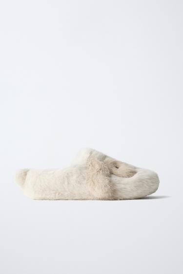 PANTUFLAS DE PERRITO - Blanco Crudo de Zara
