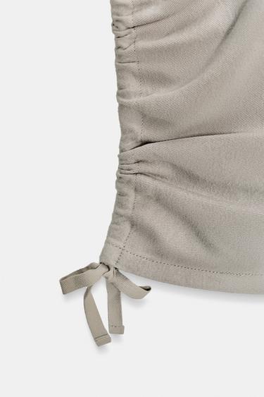 PANTALON CAPRI À PLIS - Gris clair de Zara - Image 7