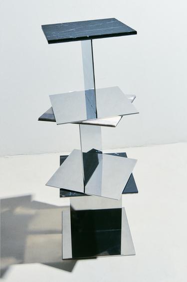 SIDETABLE 05 - Negro de Zara