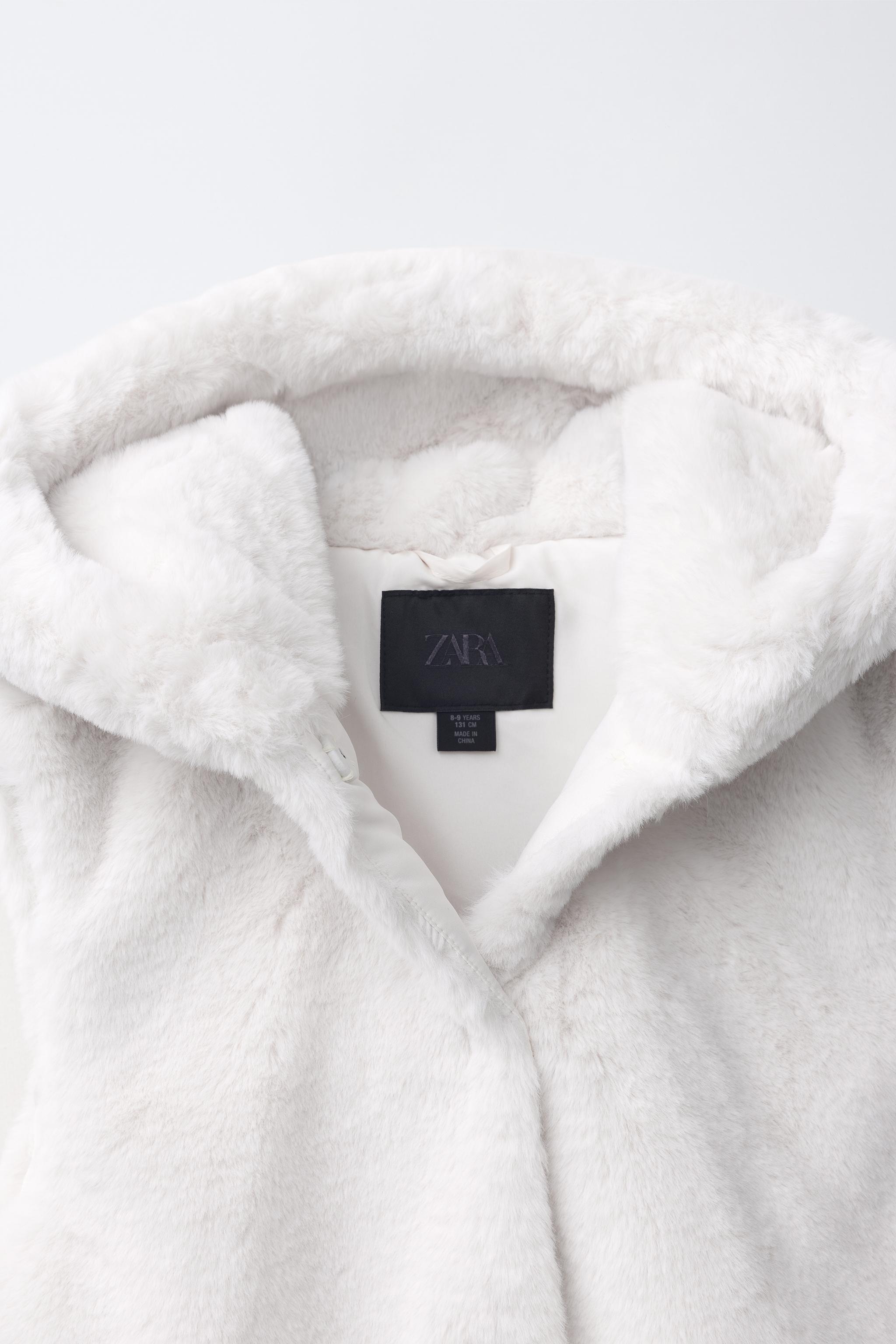 FAUX-FUR HOODIE VEST