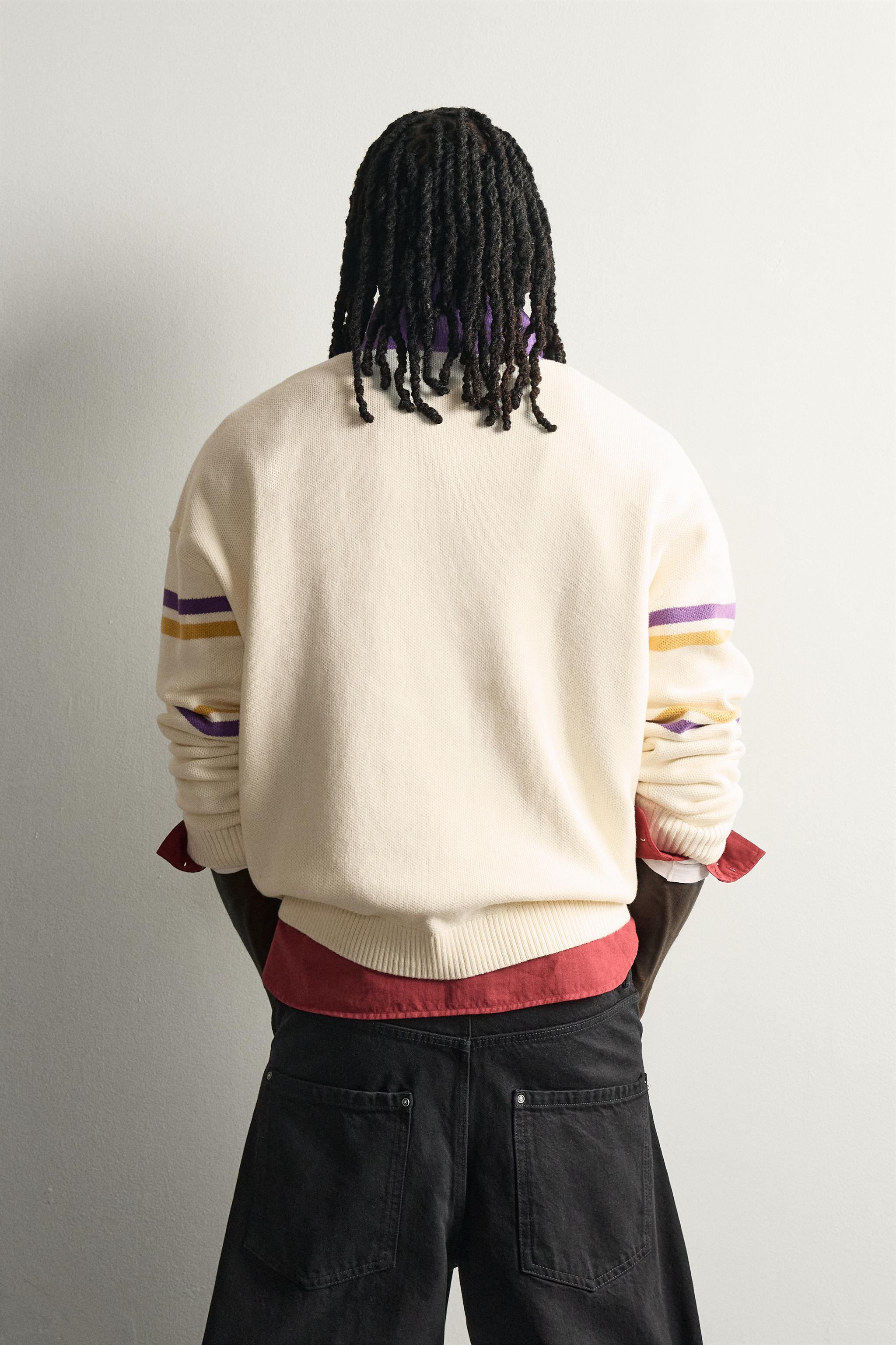CONTRAST TEXT JACQUARD POLO