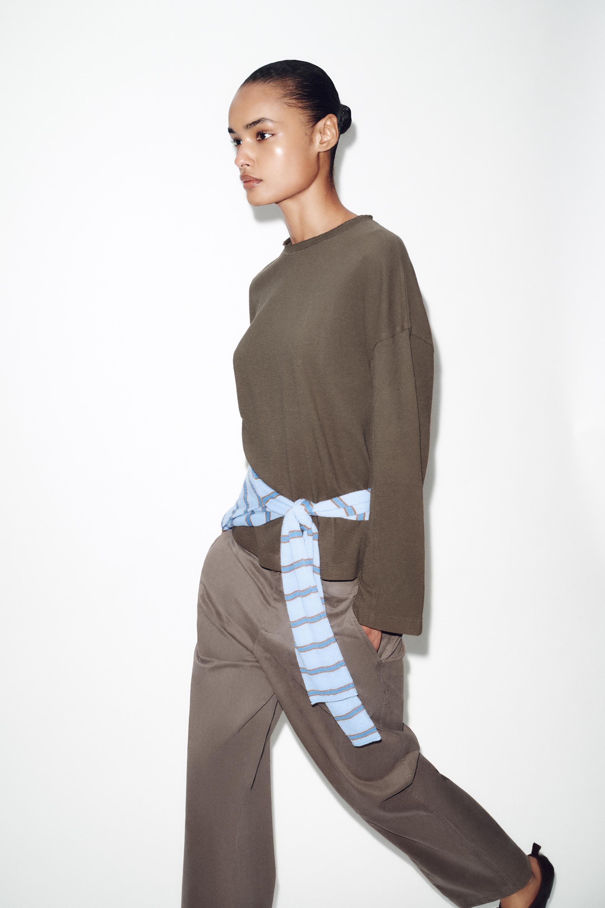 TEXTURED LONG SLEEVE T-SHIRT