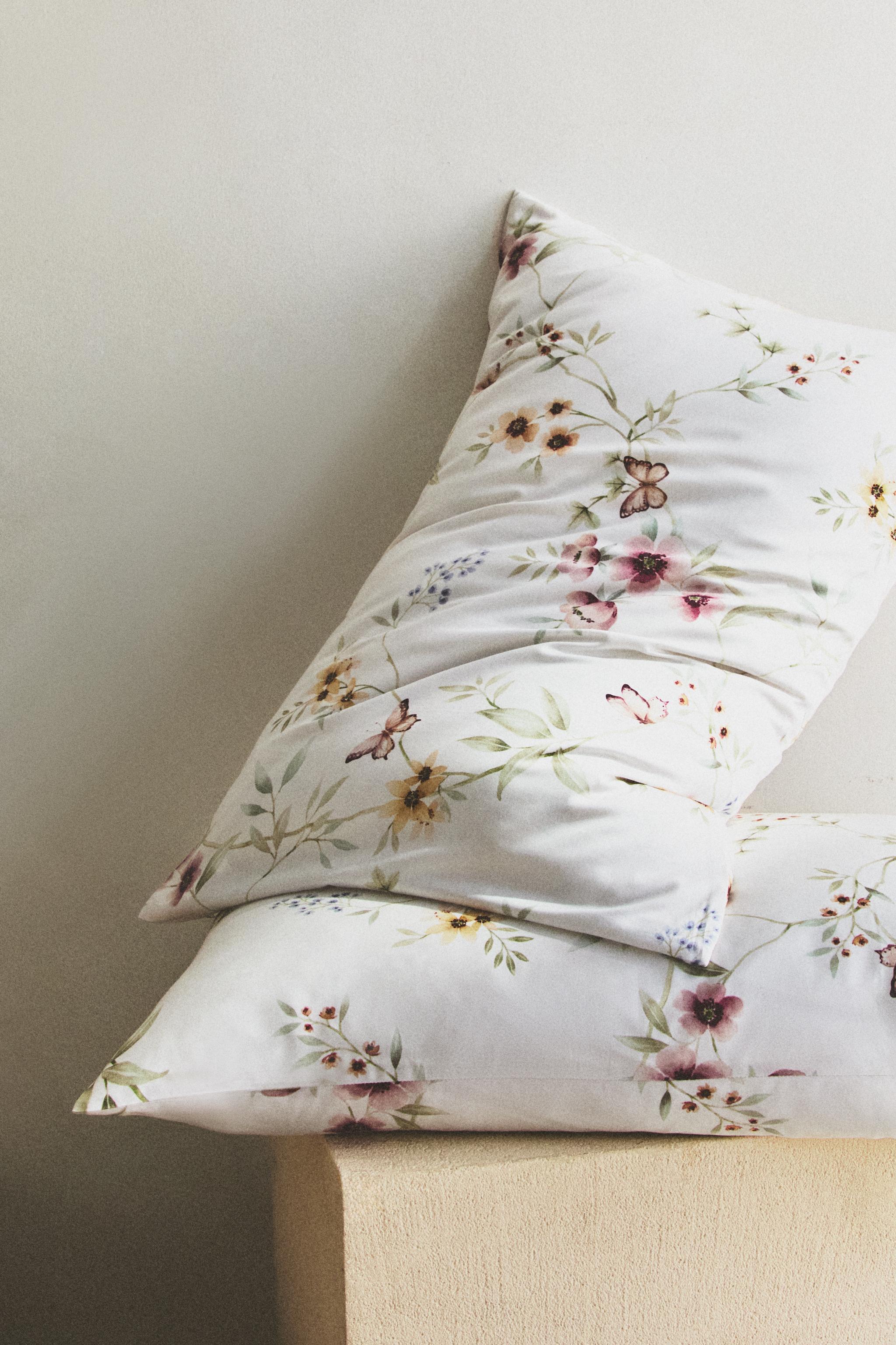 TAIE D’OREILLER SATIN IMPRIMÉ FLEUR