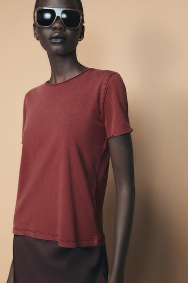 CAMISETA LAVADA MANGA CORTA - Granate de Zara