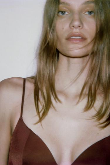 TOP MÉLANGE POLYAMIDE - Marron de Zara