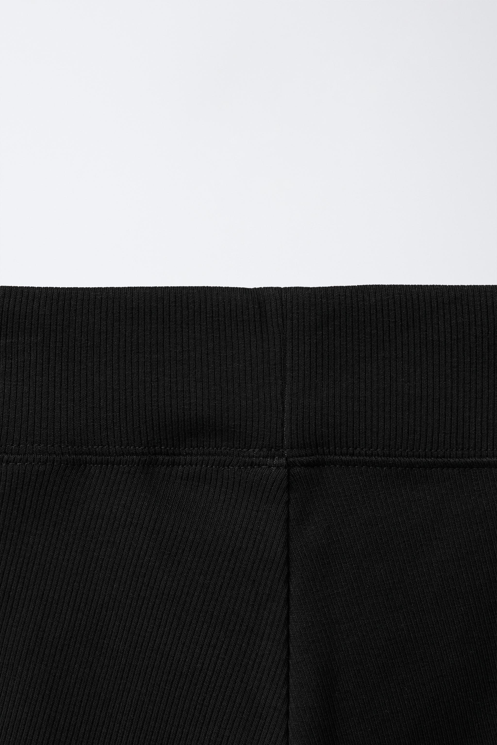 SHORT RIBBED LEGGINGS