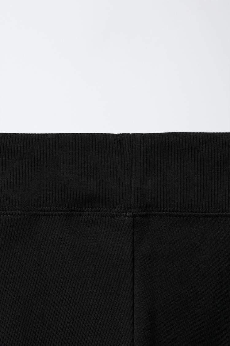 Leggings acanalados cortos 6