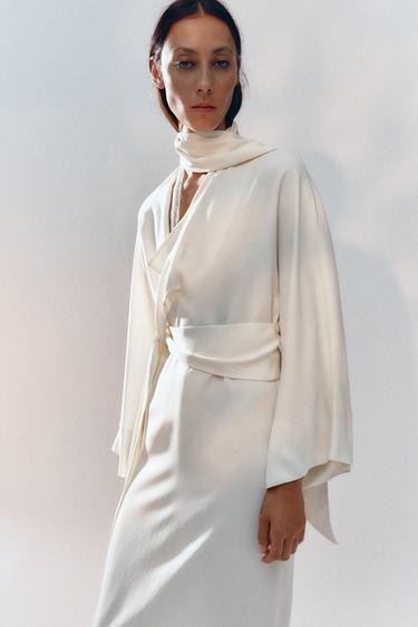 VESTIDO MIDI LAZADAS ZW COLLECTION - Crudo de Zara