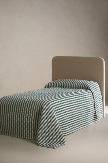 CHILDREN'S STRIPED COTTON QUILT - Green / Blue by Zara - Image 1