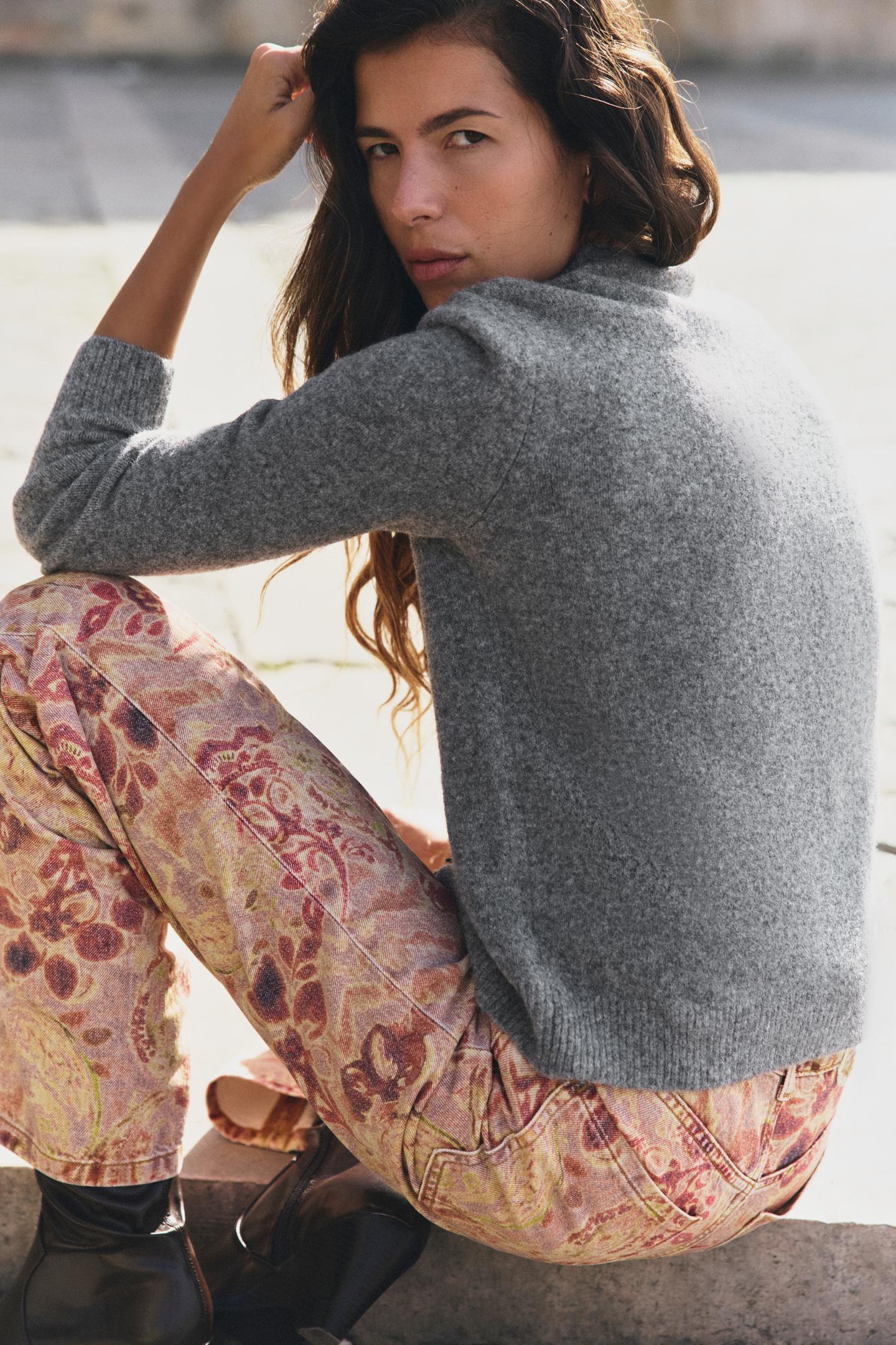 Женский кардиган Zara Cardigan with Button and Ruffle Closure, цвет: Серый — фото 4