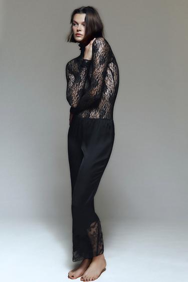 PANTALON SATINÉ AVEC DÉTAILS EN DENTELLE - Noir de Zara