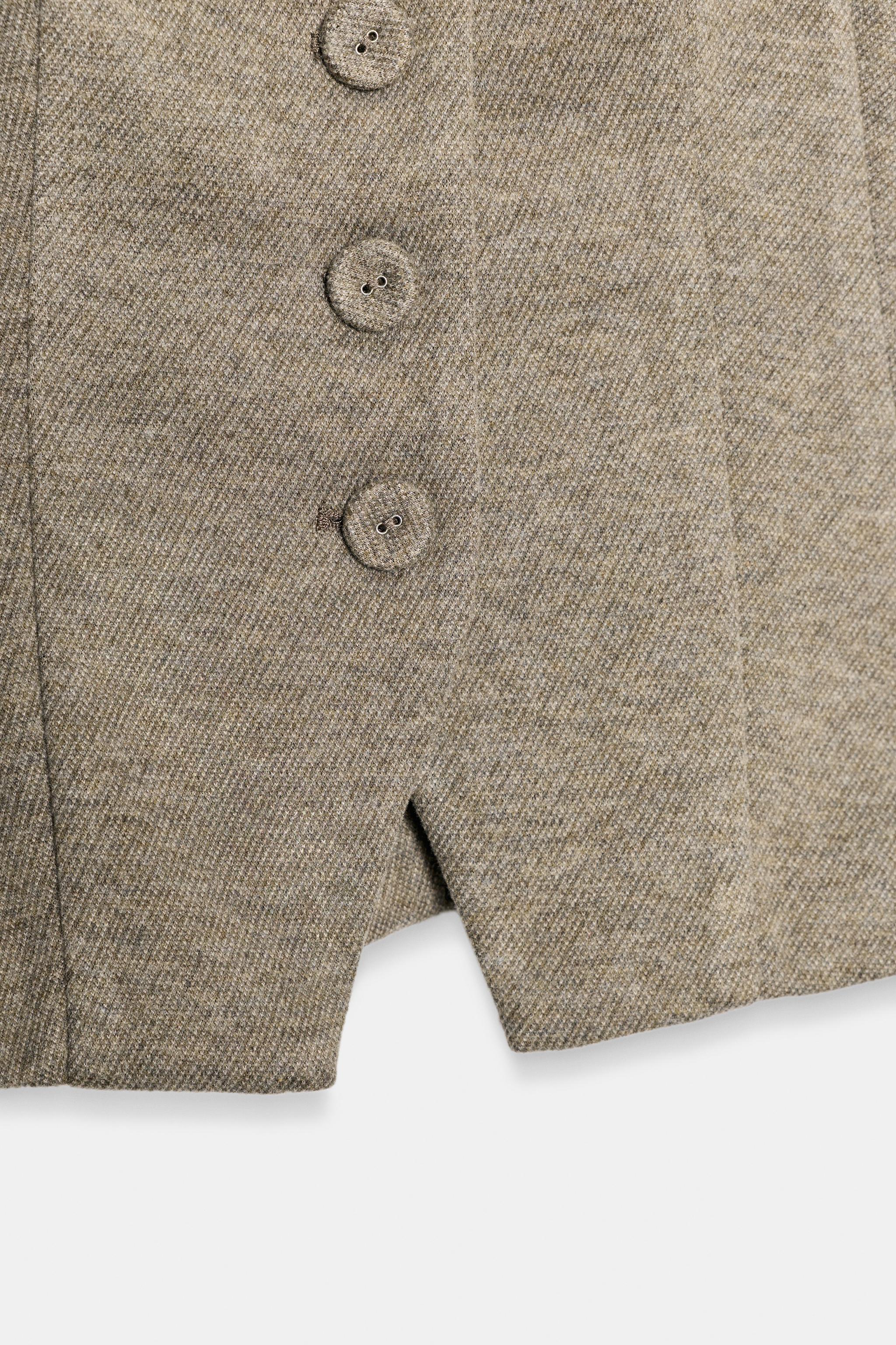 TAILORED VEST