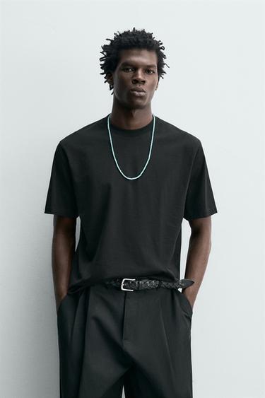 T-SHIRT IM REGULAR FIT – MEDIUM WEIGHT - Schwarz von Zara