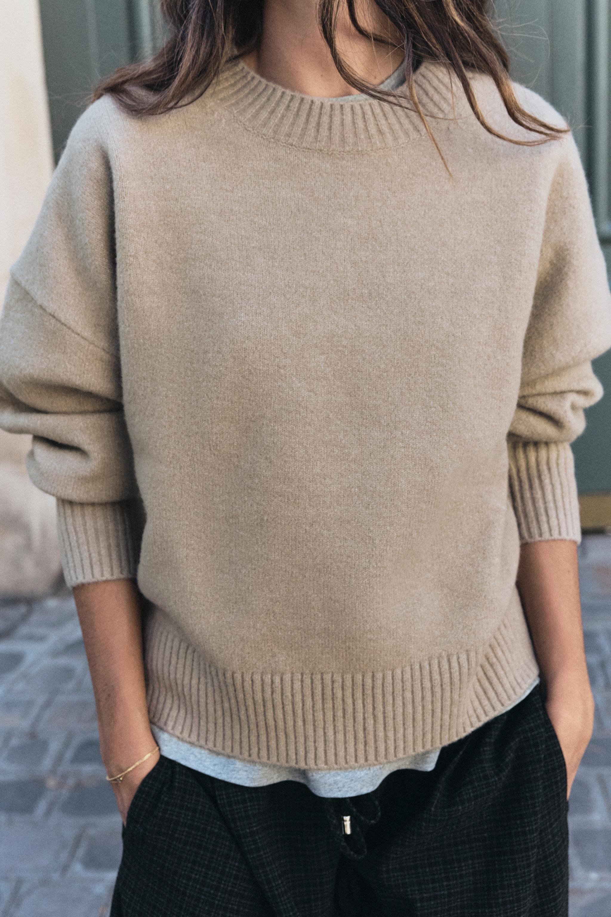 SOFT KNIT JUMPER - thumbnail 9