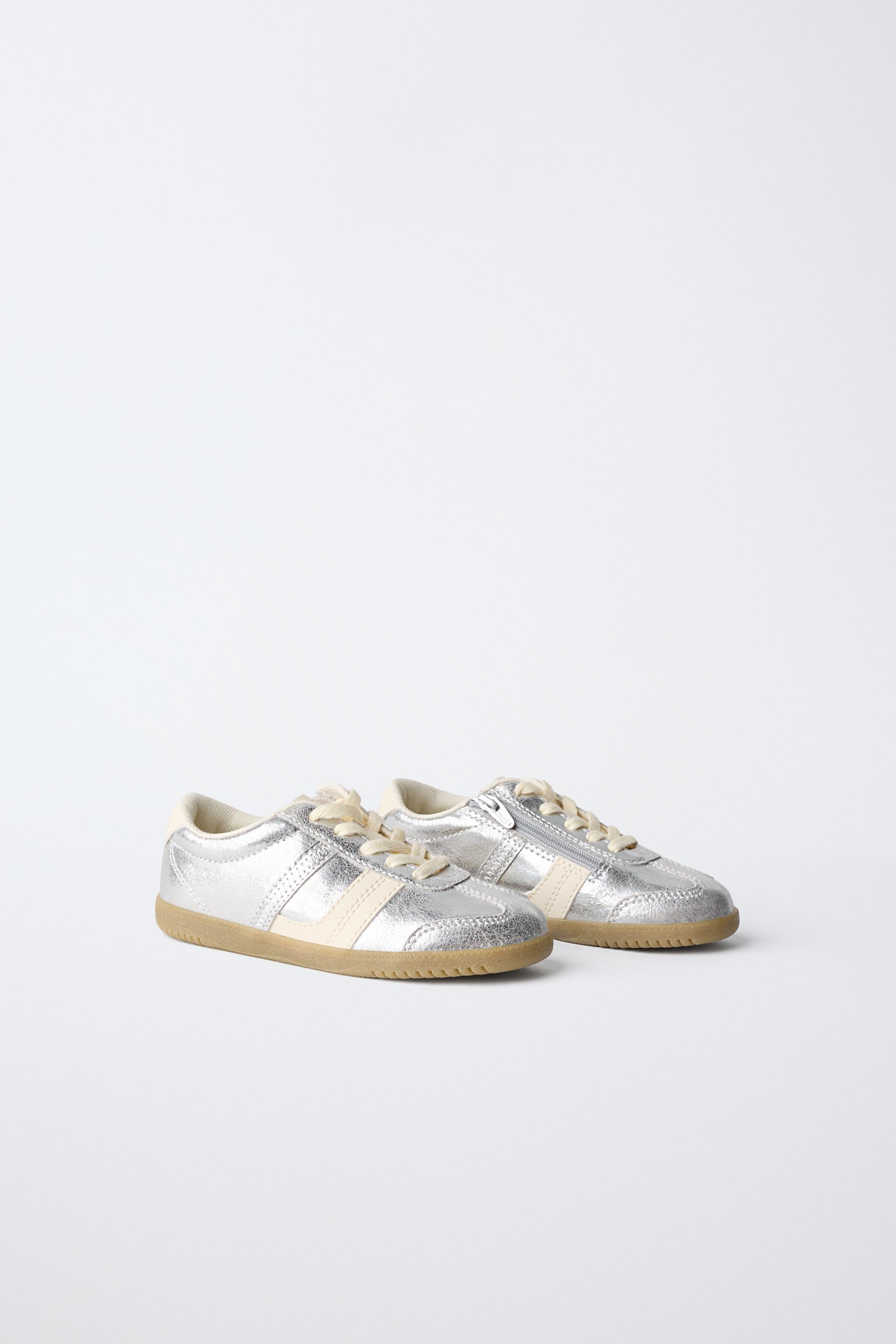 METALLIC SNEAKERS
