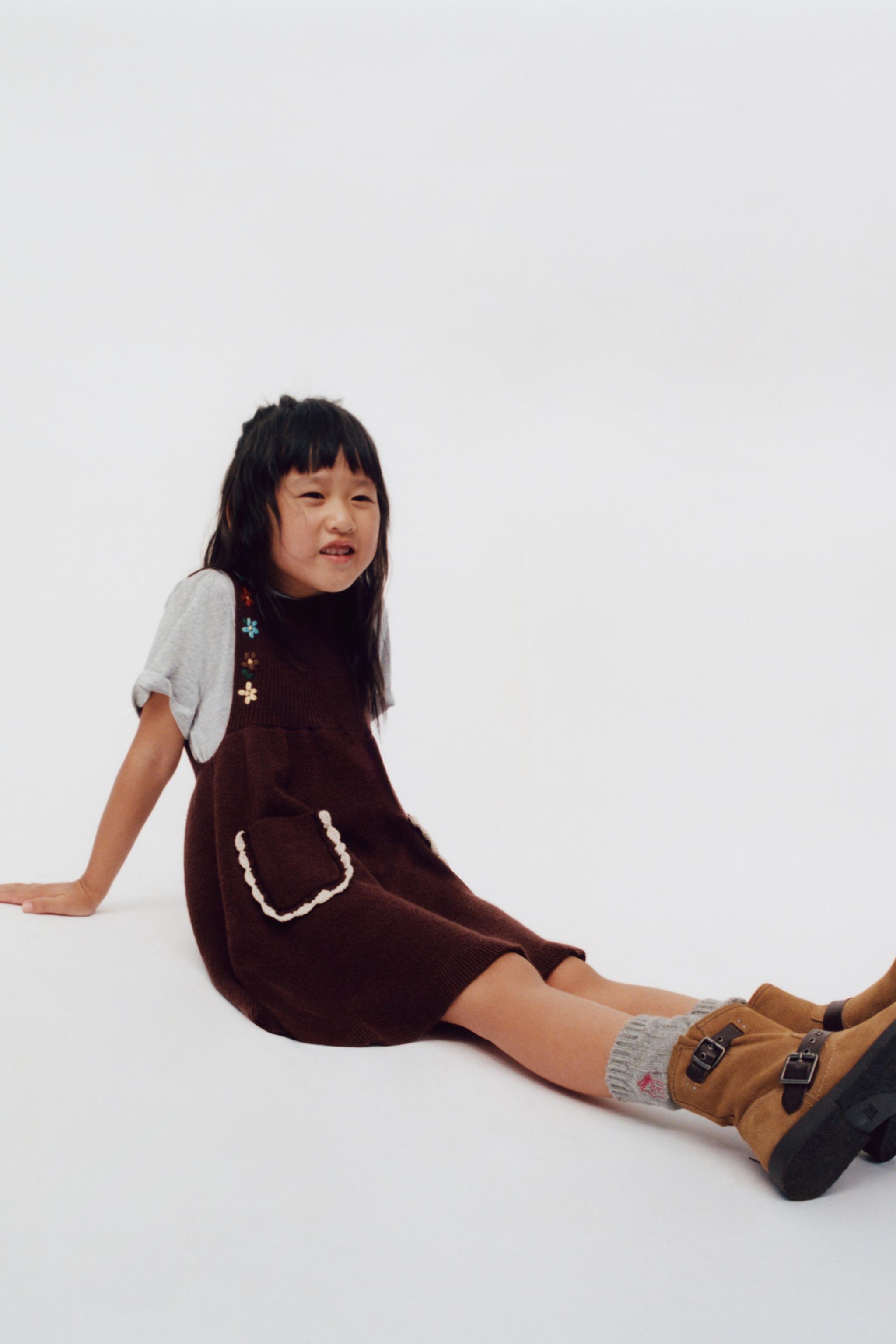 EMBROIDERED KNIT PINAFORE