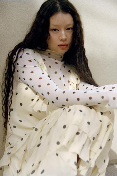 SEMI-SHEER KNIT DOT TOP - Black / White by Zara