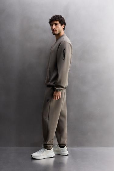 TECHNICAL CREW NECK SWEATSHIRT - Sand by Zara - Image 3