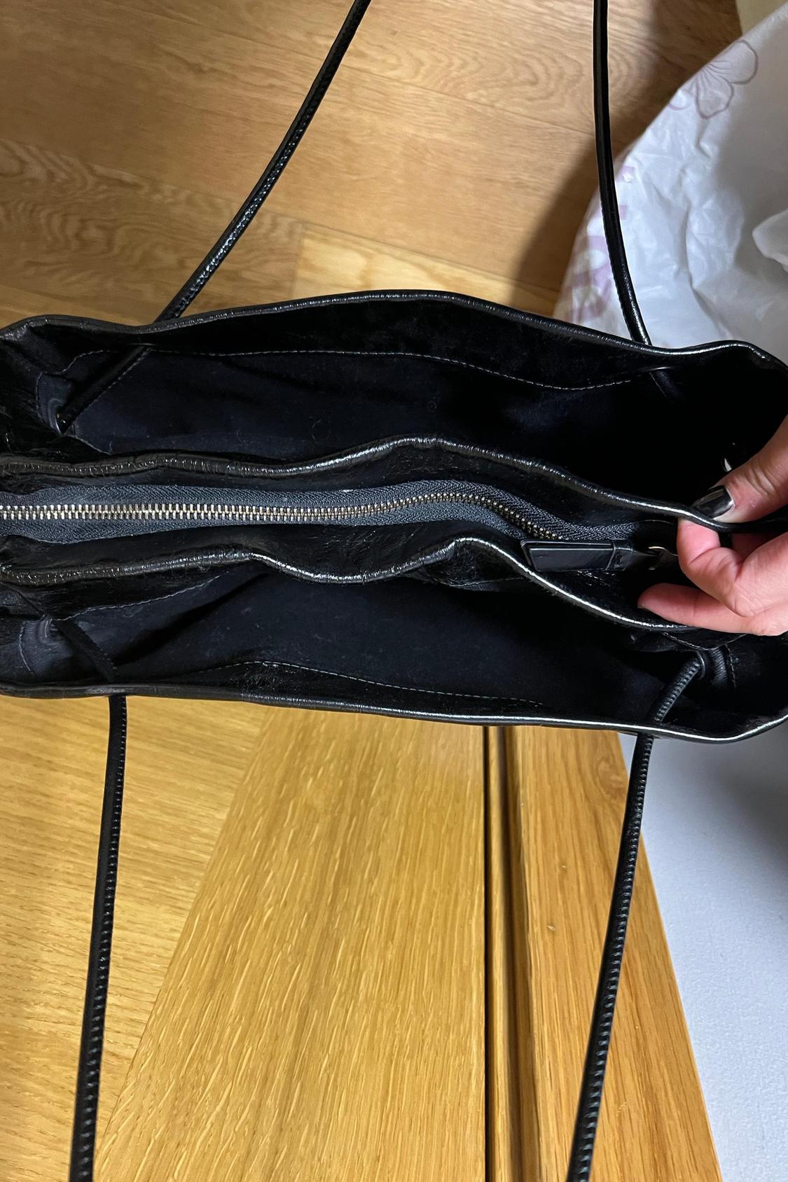 LEATHER TOTE BAG - Image 4